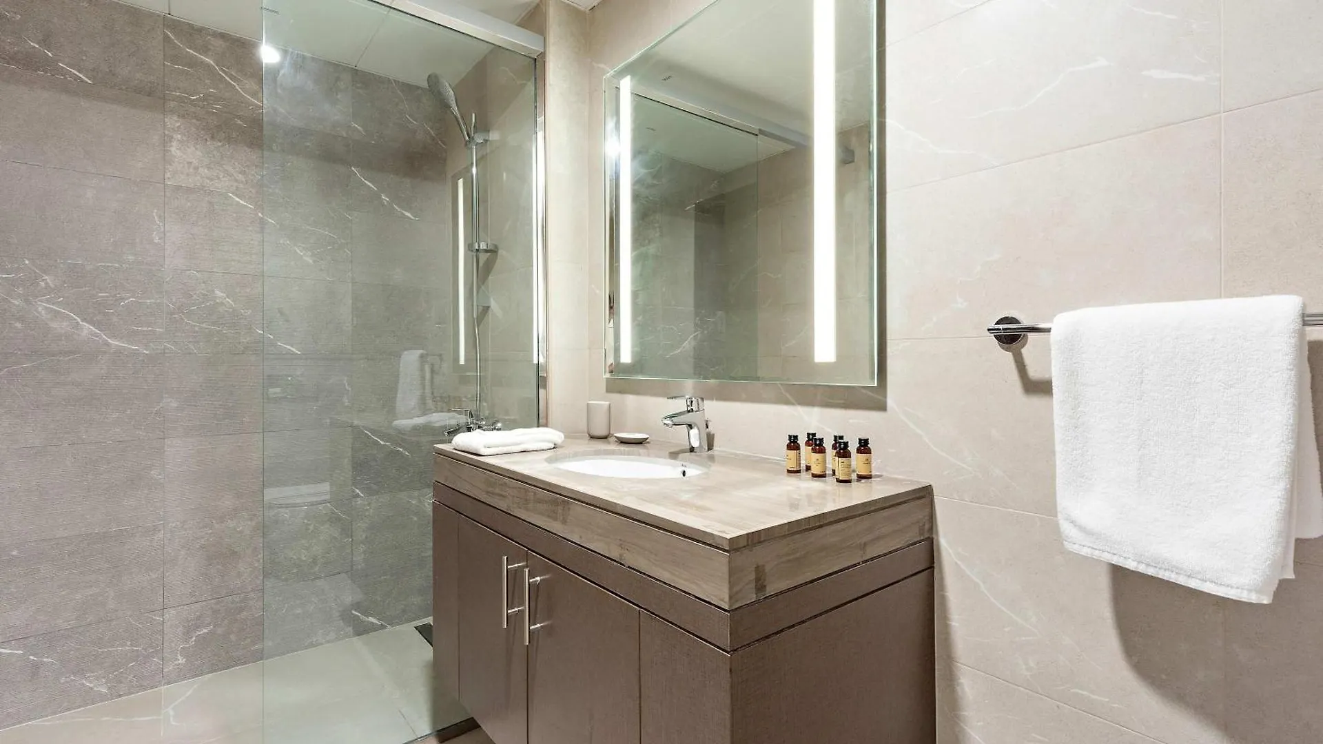 Silkhaus Modern 1Bdr In Najmat Near Reem Central Park أبو ظبي 0*,  الإمارات العربية المتحدة